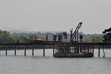 01 River_Sal_Cruise,_Goa_DSC7025_b_H600